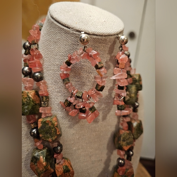 Stunning Unakite Stone & Silver Necklace